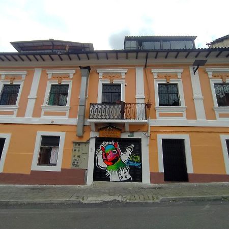 Hostal La Casa Tolena Quito - Ecuador Hotel Exterior photo